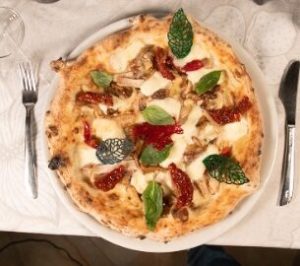 pizza appena sfornata manuno brescia poncarale